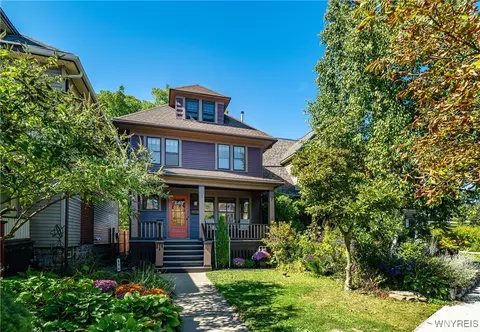 138 Greenfield St, Buffalo, NY 14214