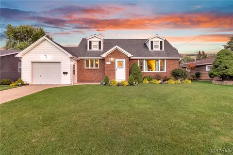 59 Greenbranch Rd, West Seneca, NY 14224