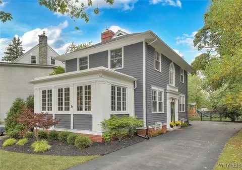 6 Morris Ave, Buffalo, NY 14214