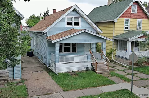 83 Custer St, Buffalo, NY 14214
