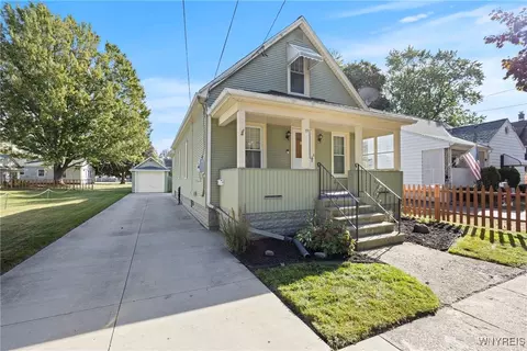19 5th Ave, North Tonawanda, NY 14120