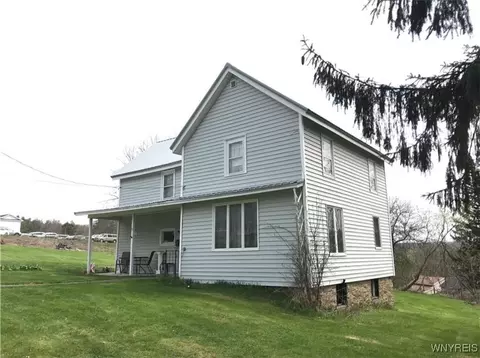10 Jackson St, Burns, NY 14822