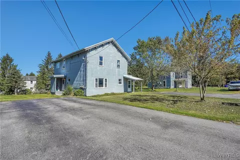 14 Palmer Ave, Delevan, NY 14042 photo 2
