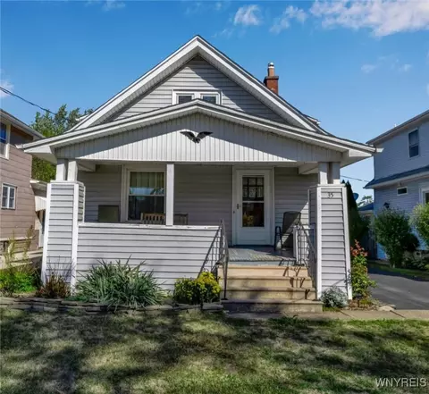 35 Walter Ave, Tonawanda, NY 14150