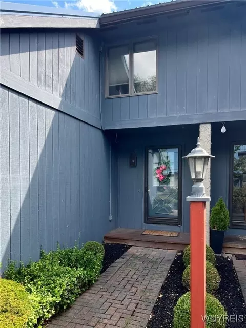 722 Tuscarora St, Lewiston, NY 14092