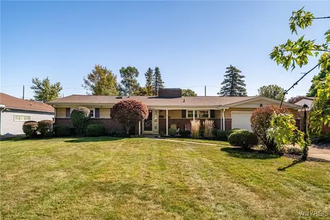 57 Fleetwood, Amherst, NY 14221