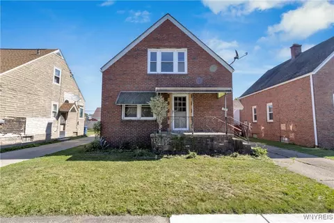 77 Pontiac St, Buffalo, NY 14206
