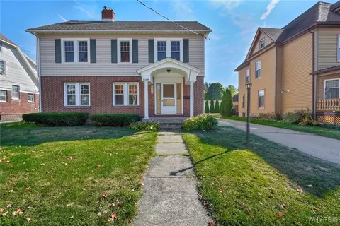 30 Maple St, Arcade, NY 14009