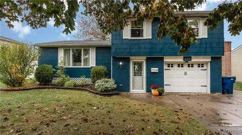 320 Shetland Dr, Amherst, NY 14221