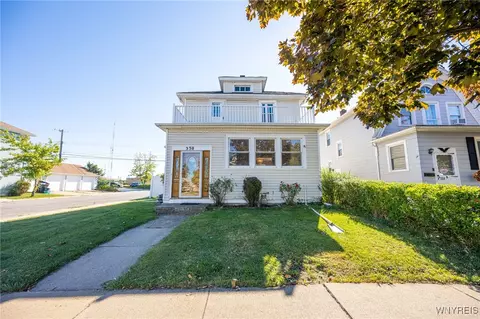330 W Hazeltine Ave, Kenmore, NY 14217