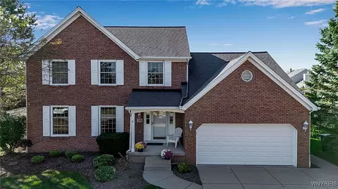 30 Stony Brook Dr, Lancaster, NY 14086