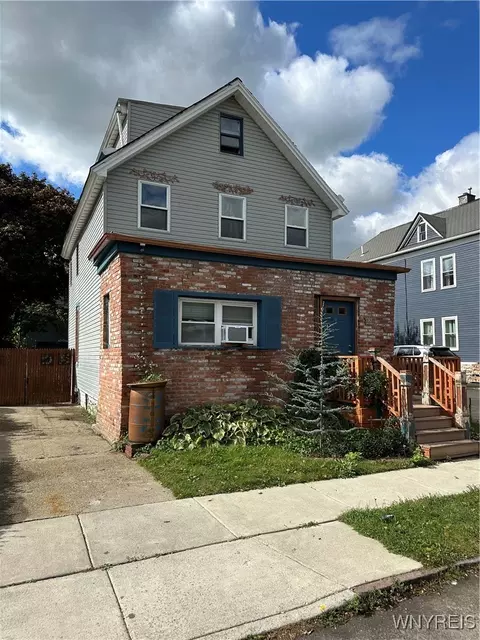 72 Chenango St, Buffalo, NY 14213
