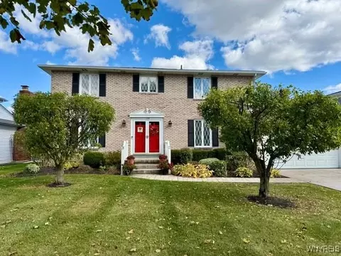 139 Presidents Walk, Amherst, NY 14221