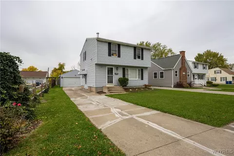 148 Hillcrest Dr, Amherst, NY 14226
