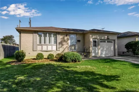 176 Barnabas Dr, Depew, NY 14043