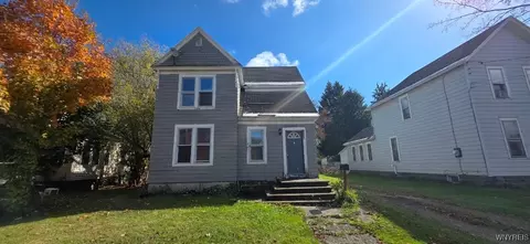 25 Empire St, Franklinville, NY 14737