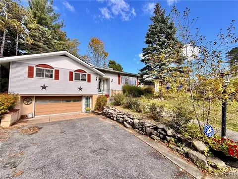 1700 Southwestern Blvd, West Seneca, NY 14224