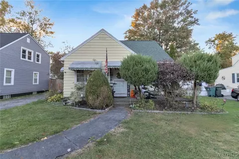 298 Ward Rd, North Tonawanda, NY 14120