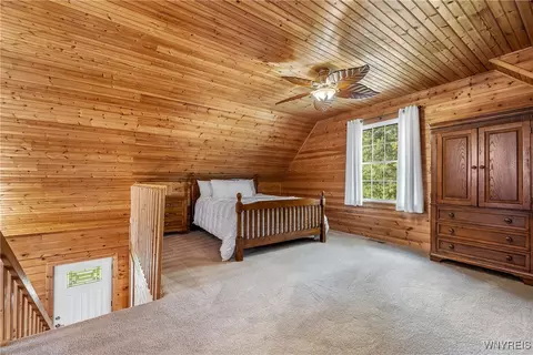 Bedroom - 3301 Hess Rd, Lockport, NY 14094 photo 6 of 6