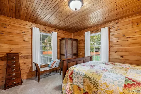 Bedroom - 3301 Hess Rd, Lockport, NY 14094 photo 1 of 6