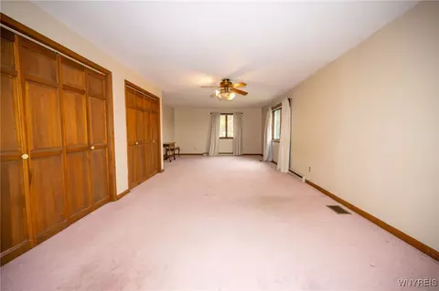Bedroom - 10801 Crump Rd, Holland, NY 14080 photo 1 of 6