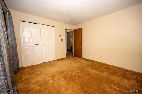 Bedroom - 10801 Crump Rd, Holland, NY 14080 photo 5 of 6