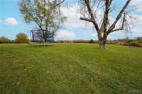 Exterior - 10801 Crump Rd, Holland, NY 14080 photo 1 of 4