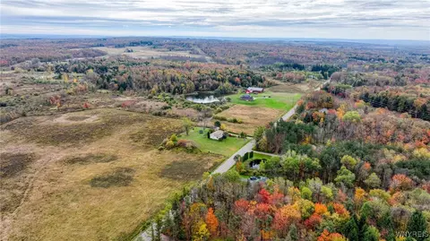 View/Area - 10801 Crump Rd, Holland, NY 14080 photo 2 of 4