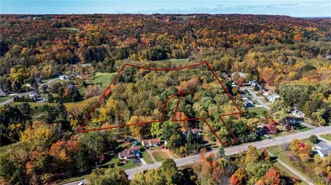 8202 Boston State Rd, Boston, NY 14075
