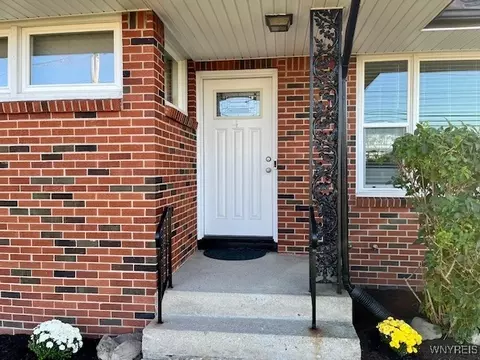 355 Maple Rd, Amherst, NY 14221 photo 20