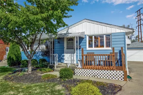 81 Winkler Dr, Tonawanda, NY 14150