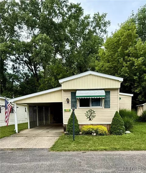 181 Carefree Ln, Cheektowaga, NY 14227