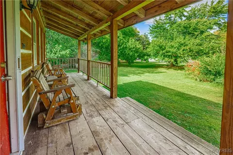 Exterior - 4789 E Lake Rd, Burt, NY 14028 photo 4 of 4