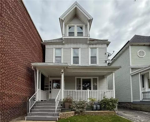 193 14th St, Buffalo, NY 14213