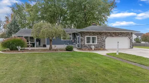 1297 E And West Rd, West Seneca, NY 14224
