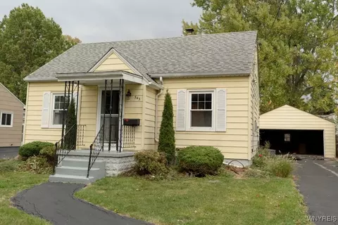 343 Ivyhurst Rd N, Amherst, NY 14226