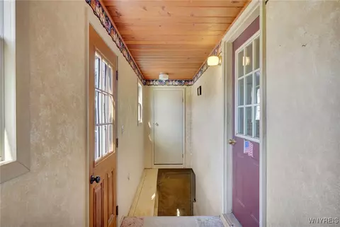 Entry Way - 13729 E Schutt Rd, Chaffee, NY 14030 photo 1 of 3