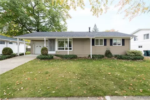 728 Westbrook Dr, North Tonawanda, NY 14120