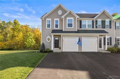 4257 Arthur Ct, Hamburg, NY 14075