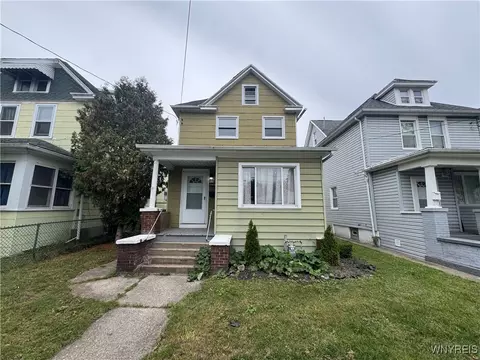 638 30th St, Niagara Falls, NY 14301