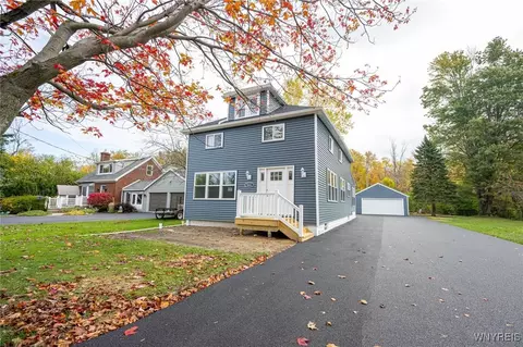 5683 Dover Rd, Lake View, NY 14085