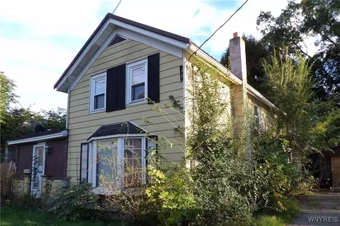 79 Franklin St, North Dansville, NY 14437