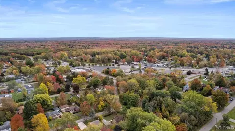 View/Area - 6736 Wayne Dr, Evans, NY 14047 photo 5 of 10