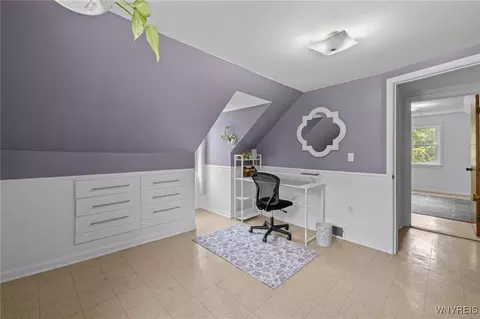 Bedroom - 6736 Wayne Dr, Evans, NY 14047 photo 4 of 8