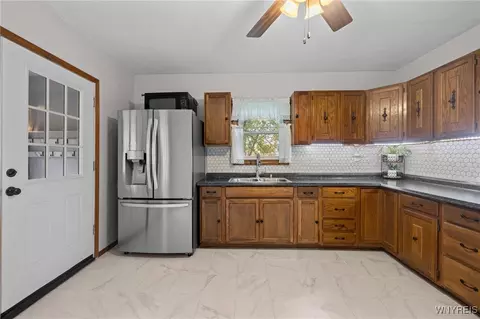 Kitchen - 6736 Wayne Dr, Evans, NY 14047 photo 2 of 3
