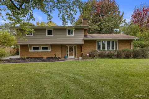 5286 Thompson Rd, Clarence, NY 14031