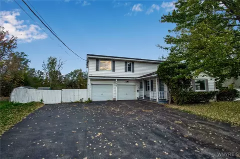 6479 Dysinger Rd, Lockport, NY 14094 MLS# B1645948 25 Photos