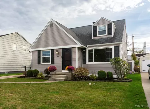 184 Dexter Ter, Tonawanda, NY 14150