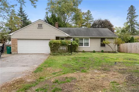 172 Maple Rd, Aurora, NY 14052