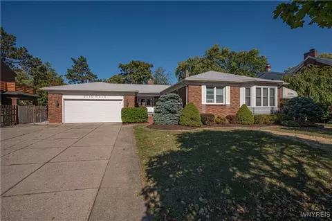 3710 Main St, Amherst, NY 14226